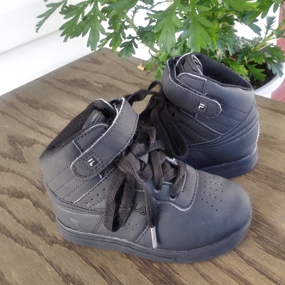 FILA SNEAKERS - Picture 1 of 6